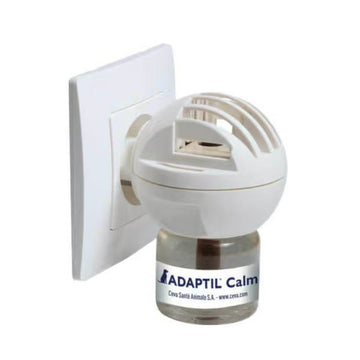 Adaptil calm home diffuser // helps your dog to relax and feel safe.