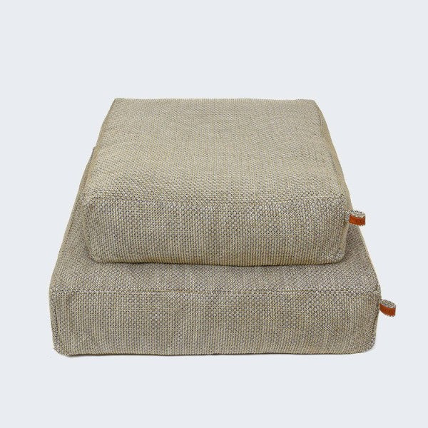 Cloud7 Cube // Luxury dog pillow in exclusive design (Chenille Dots)