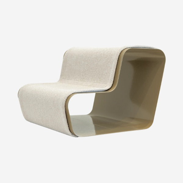 Dogbeam // Dog stairs in powder-coated steel (sand)