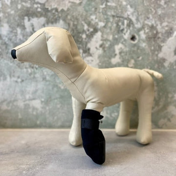 Recover // Protective dog shoe for wounds and cuts