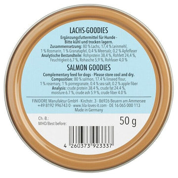 LILA LOVES IT // Dried salmon treats in a nice, reusable pocket-sized tin