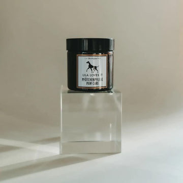 LILA LOVES IT // Paw wax for care and protection of dog paws