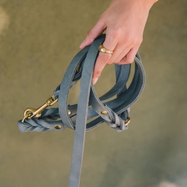 Butter Timeless // Adjustable leash in soft leather (gray)