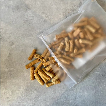 Rauh! Chicken Treat // Freeze-dried chicken training treat