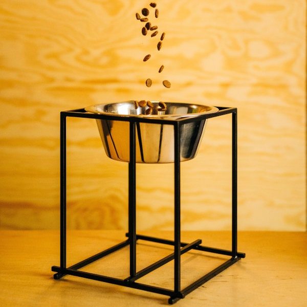 Bauhaus black single // Tall geometric stand with a bowl