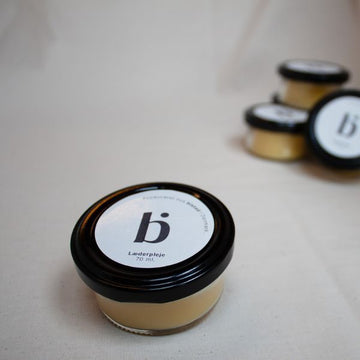 Natural leather care // Danish produced leather care from Bistad made from pure beeswax and organic oils