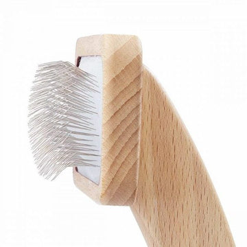 Lila Loves It // Undercoat brush