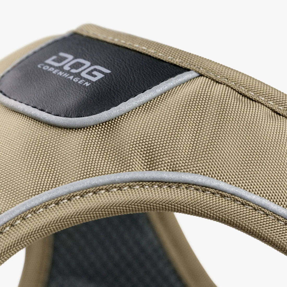 Dog Copenhagen 2023 // Lightweight and adjustable y-harness (mocca) (Kopier) (Kopier)