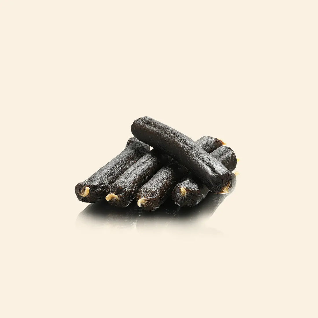 Essential Finest // Air-dried luxury snack sausages (duck & apple)