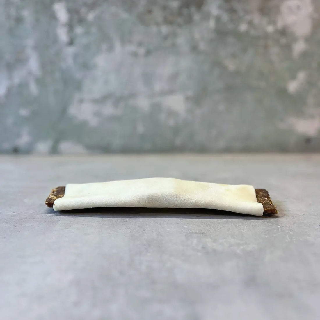Rauh! Beef Toast, Medium // Stuffed beef hide