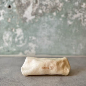 Rauh! Small // Healthy and long-lasting moose hide chew bone
