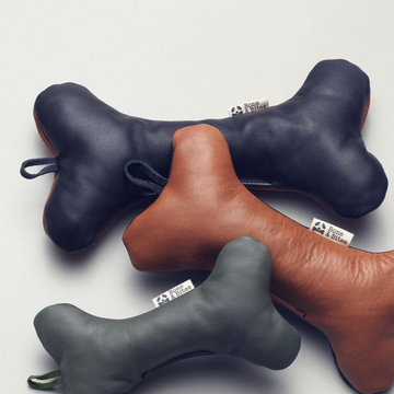 Bone & bites, Ellen // Sustainable and beautiful dog toys (leather/textile)