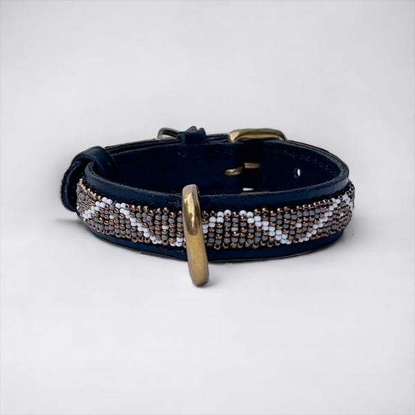 Zinj Kabaka mist // Handmade beaded dog collar