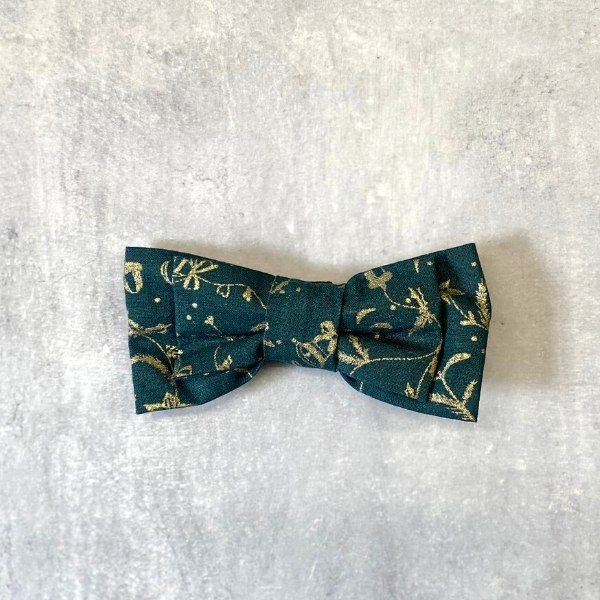 Mistletoe // Dog bow tie in bottle green with gold print