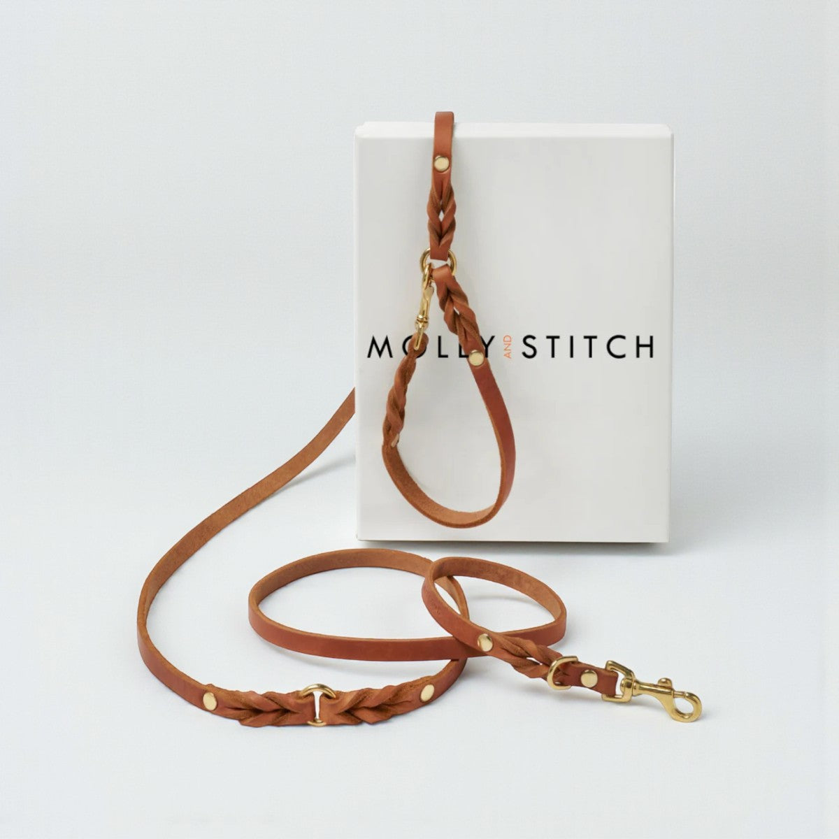 Butter Sahara // Adjustable dog leash in soft leather (cognac)