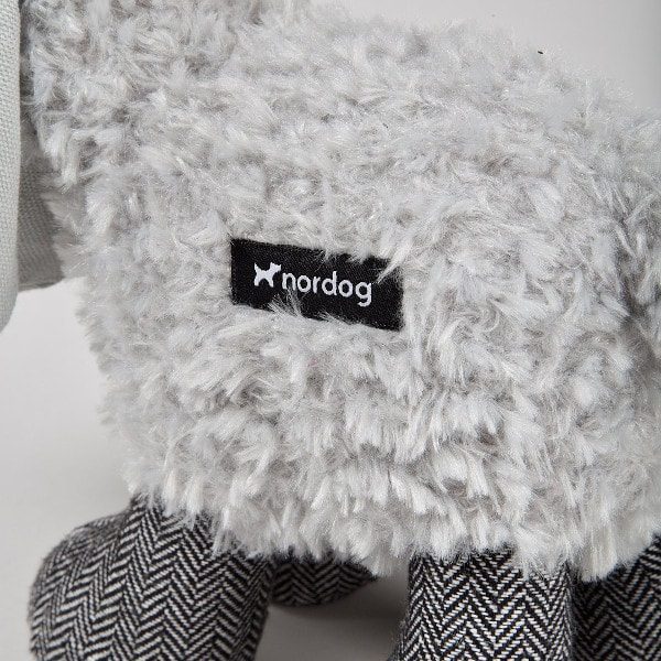 Malle The Sheep // Soft teddy bear with 'squeak'