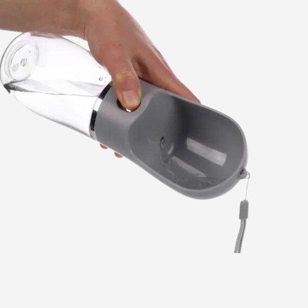 Archie Water Bottle // Anti-spill drinking bottle for dogs