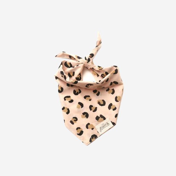 Penny // Dog bandana with pink leo