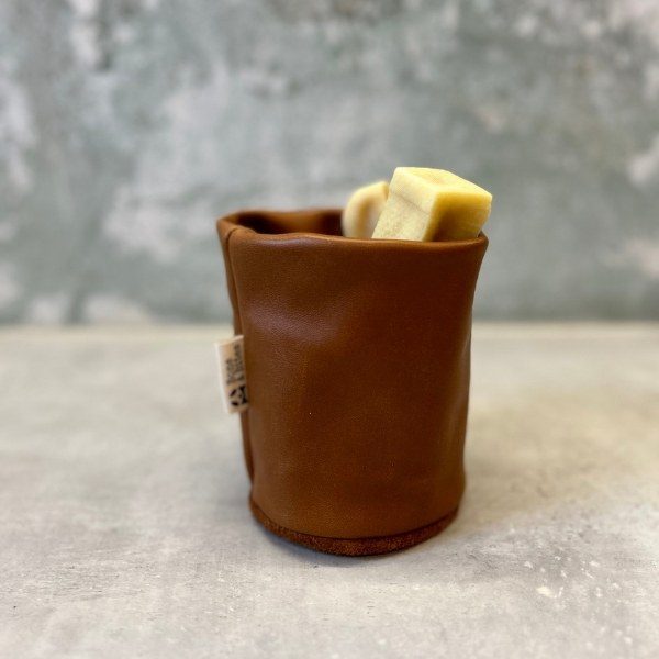 Bone and Bites, Kaja // Small storage holder in beautiful leather