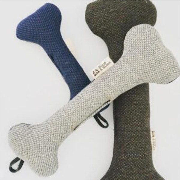 Bone & bites, Ellen // Sustainable and beautiful dog toys (leather/textile)