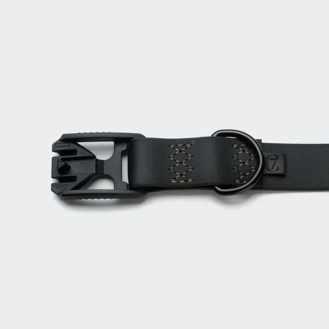 Cloud7 Ipanema // Justerbart BioThane halsbånd (black/olive)