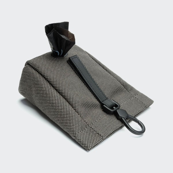 Cloud7 Treat Bag // 2-in-1 treat and poop bag holder (taupe)