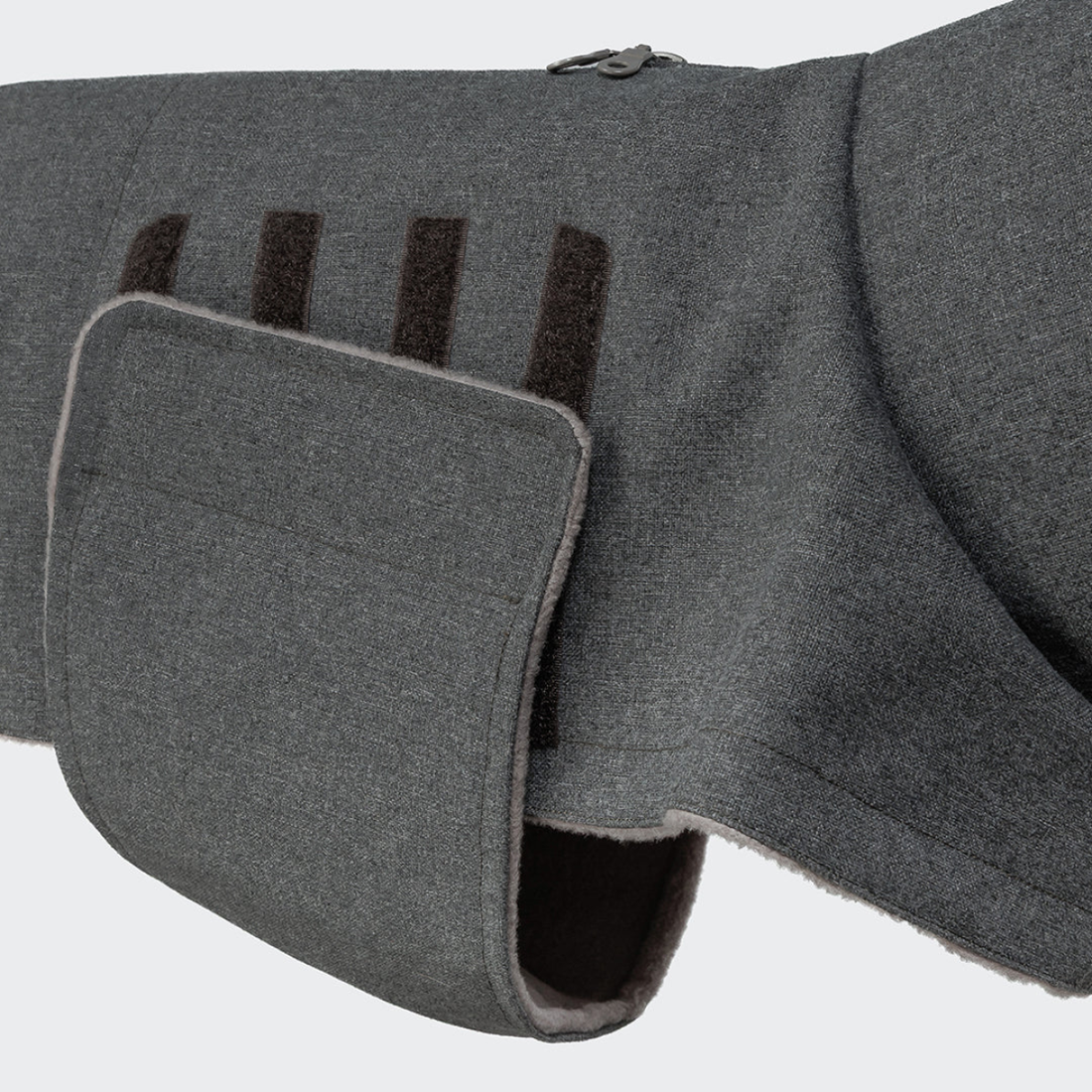 Cloud7 Brooklyn // Varmt og vandafvisende hundedækken (light graphite)