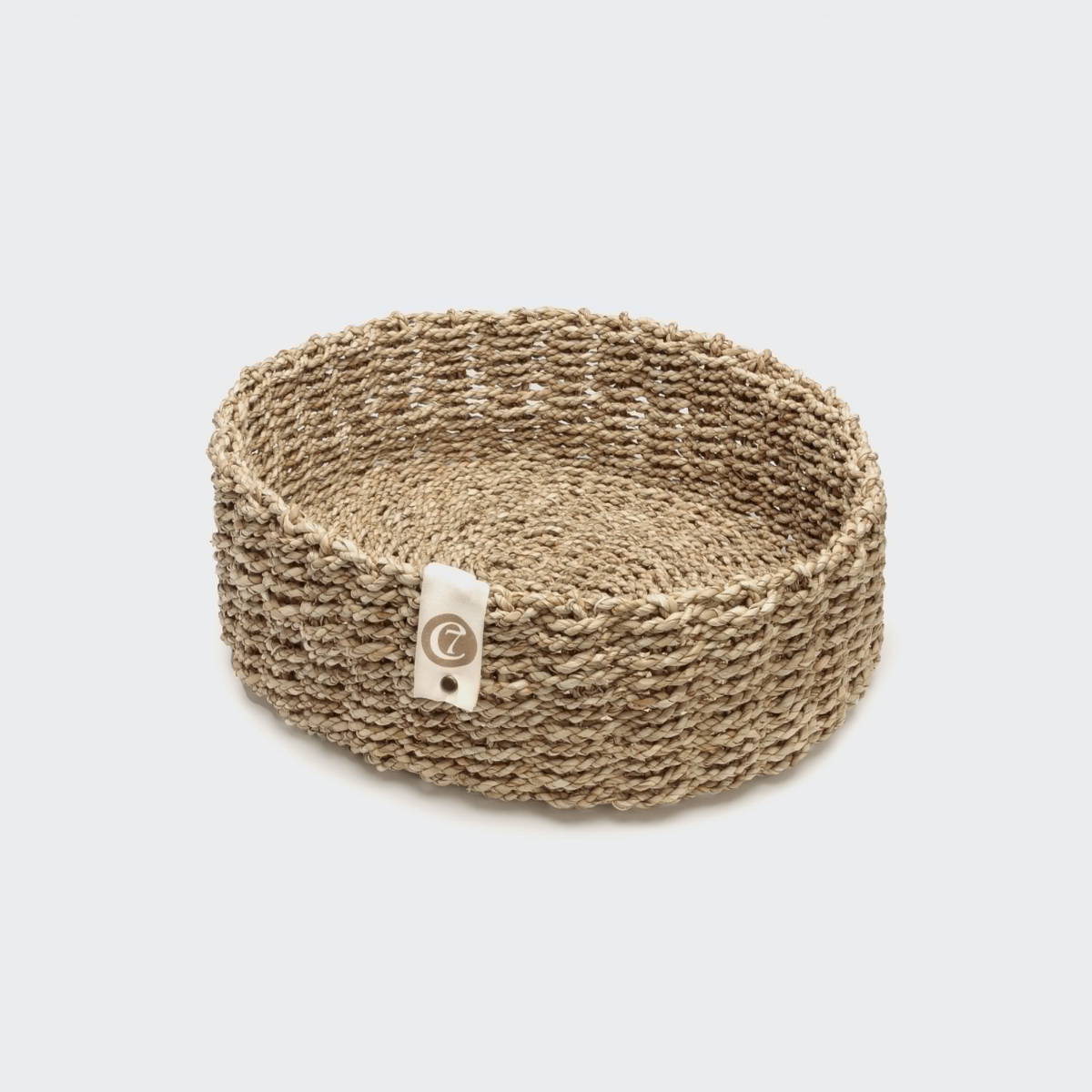 Cloud7 Basket // Håndlavet hundekurv i naturligt søgræs
