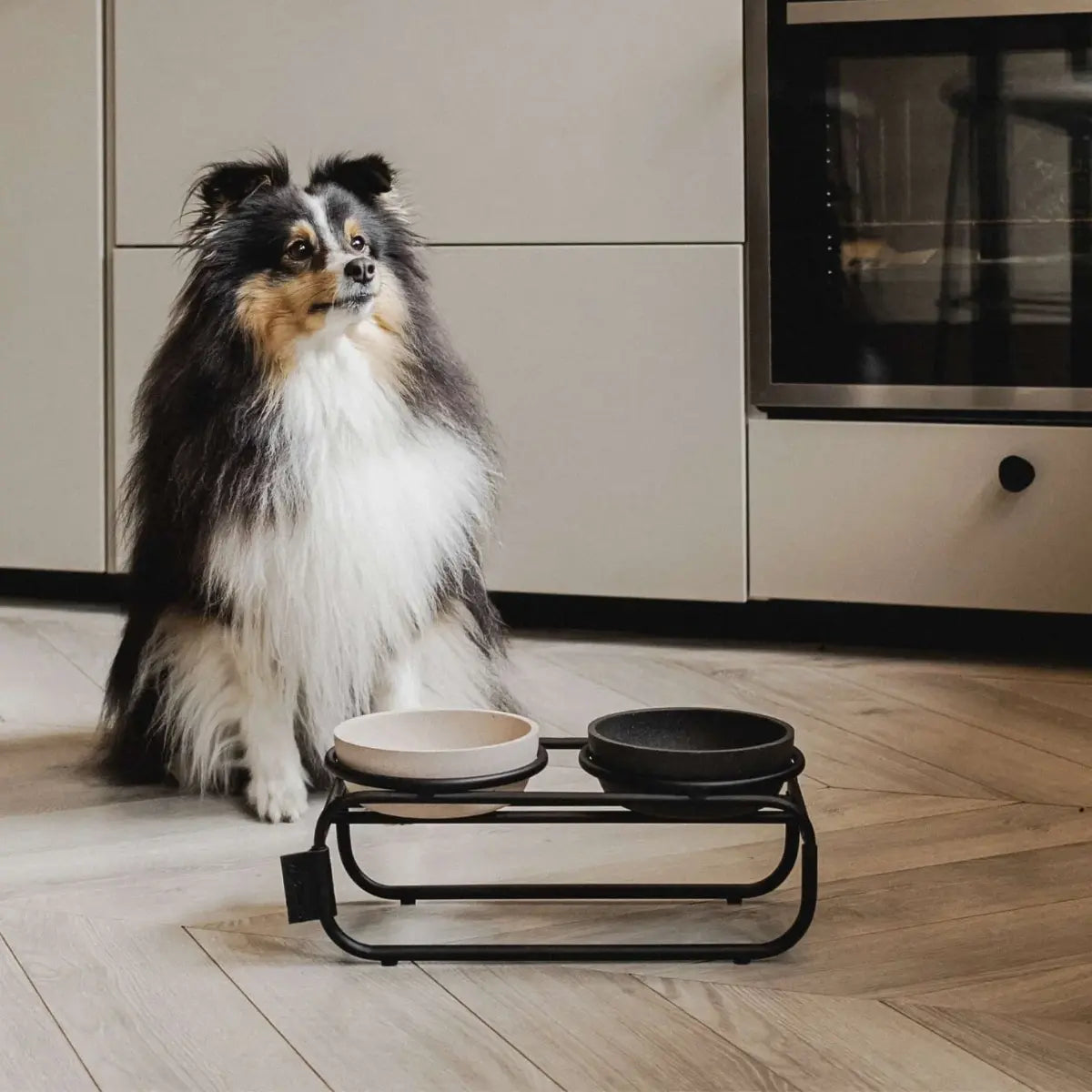 District 70 Butler // Fedding station for Bamboo dog bowls (multiple sizes)