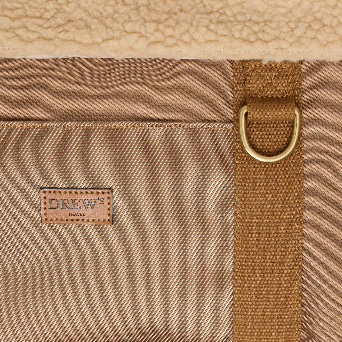 Pre-order Drew's Dogwear Aspen // Dog carrier with teddy lining