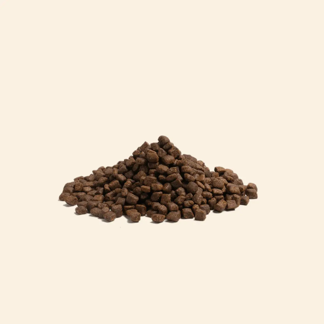 Essential Heritage, Highland Living // Tørfoder med fjervildt og Angus okse (4 x 2,5kg.)