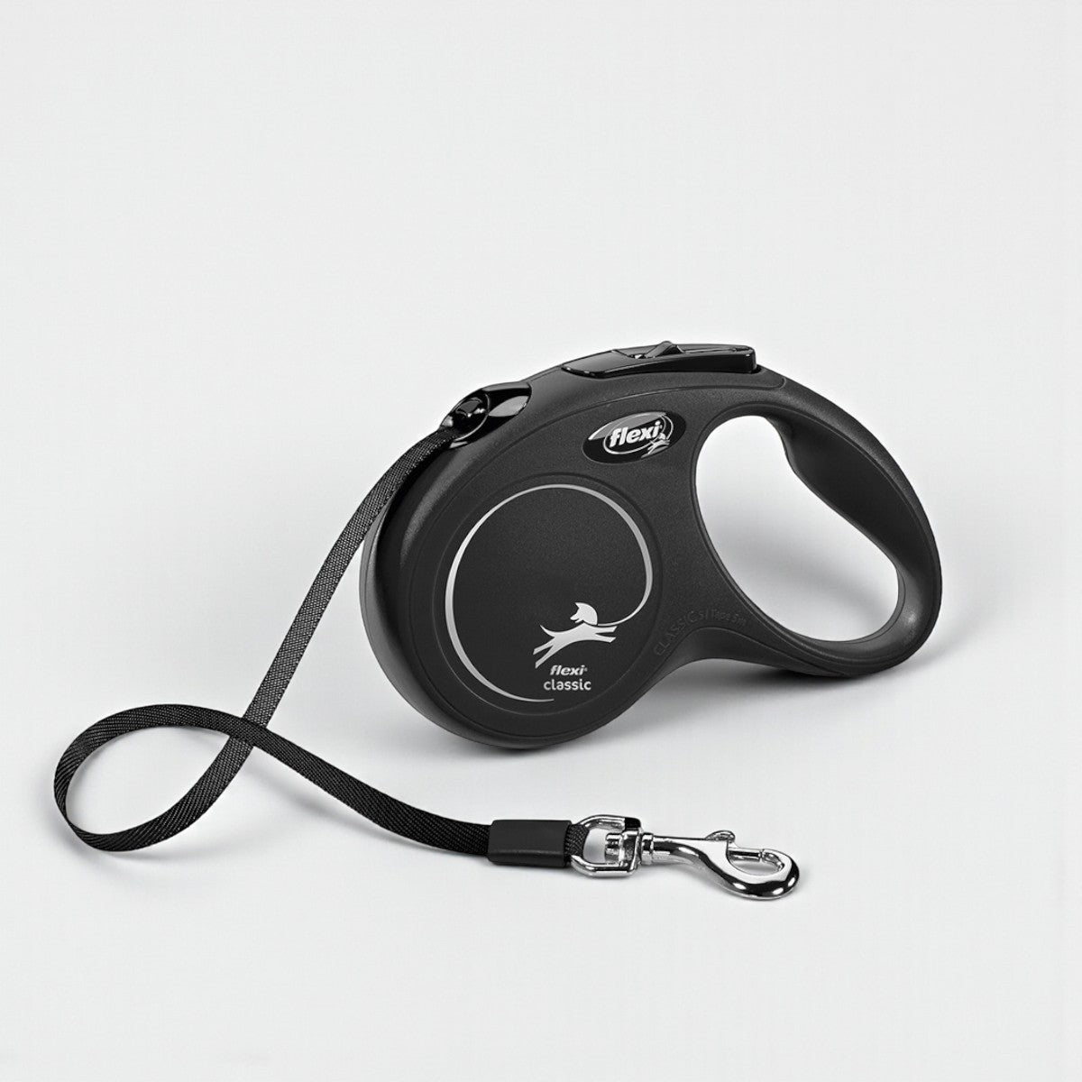 Flexi // Black retractable leash with ribbon