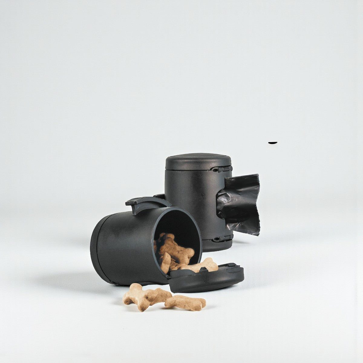 Flexi Multibox // Dog bag and treat holder for flexi leashes