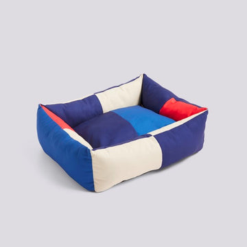 HAY Dogs Bed Medium // Colorful dog bed (red/blue)