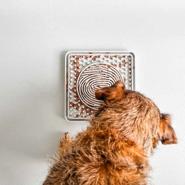 Hevea Lick Mat // Natural rubber lick mat (grey)