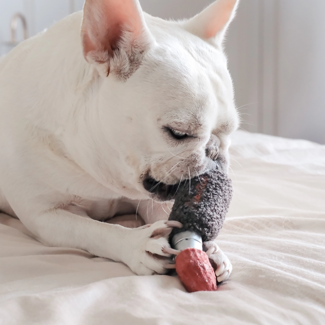 Lambwolf Lipstick // Aktivitetslegetøj med 'piv'