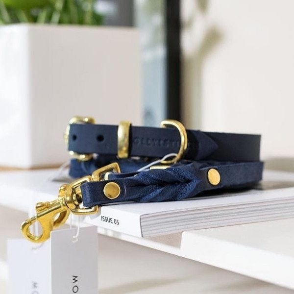 Butter Navy // Soft leather collar (navy blue)