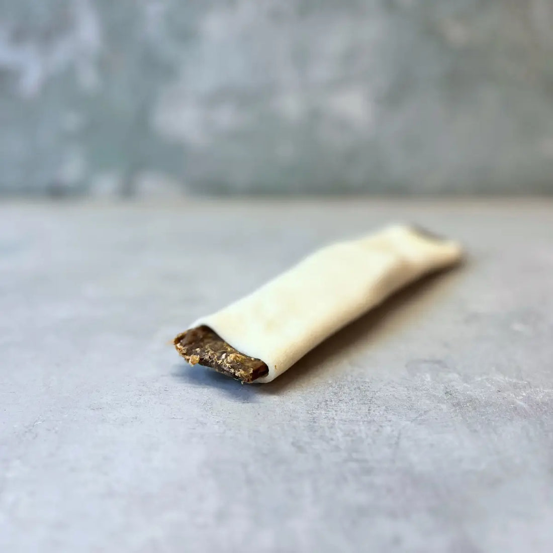 Rauh! Beef Toast, Medium // Stuffed beef hide