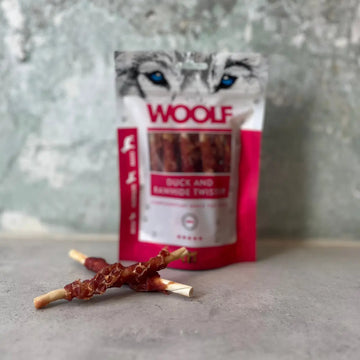 Woolf Twister // Chewing snack with beef skin and chicken (Kopier)