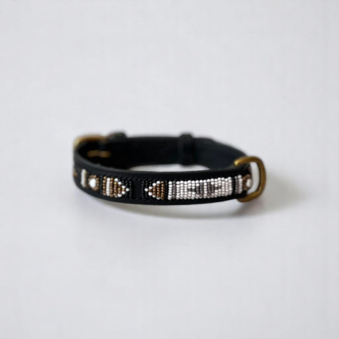 Zinj Swahili // Handmade beaded dog collar
