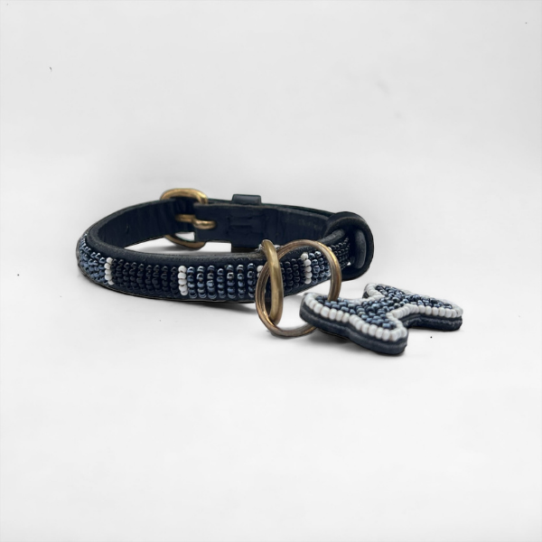 Zinj Rafiki black mikro // Håndlavet hundehalsbånd med perler (20-27 cm)